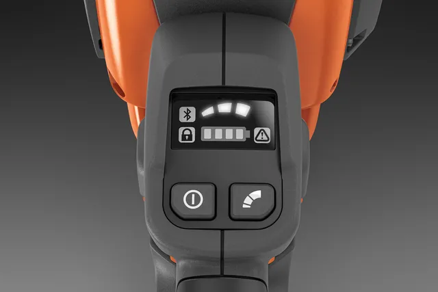 Tryb 3 prędkości maksymalizuje czas pracy Husqvarna 535iFR Tryb 3 prędkości maksymalizuje czas pracy Husqvarna 535iFR